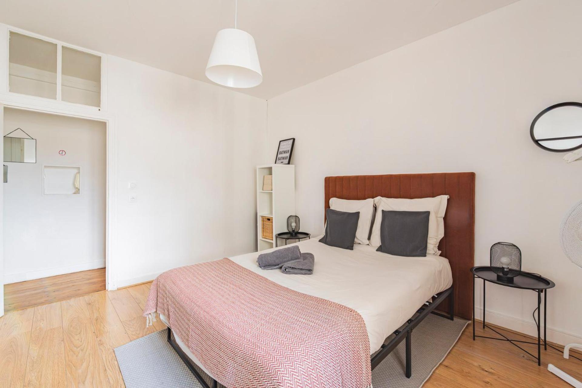 Apartment Le Jaures - Moderne 2 - Hyper Centre Reims